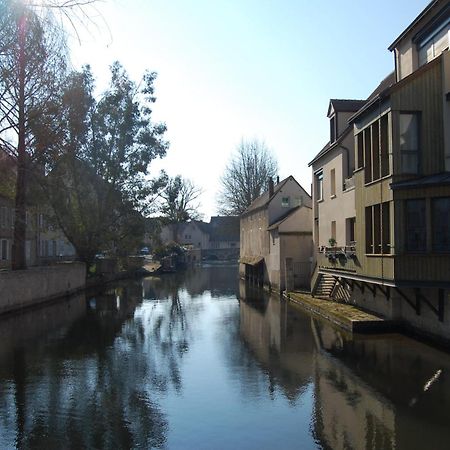 Le Petit Paradis Chartres Exterior foto